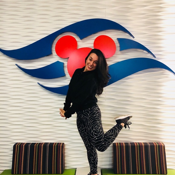 Meet your Posher, Jacleen - Picture 5 of 8